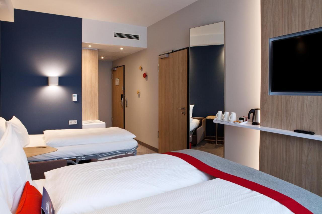 Holiday Inn Express - Saarbruecken By Ihg Exterior photo