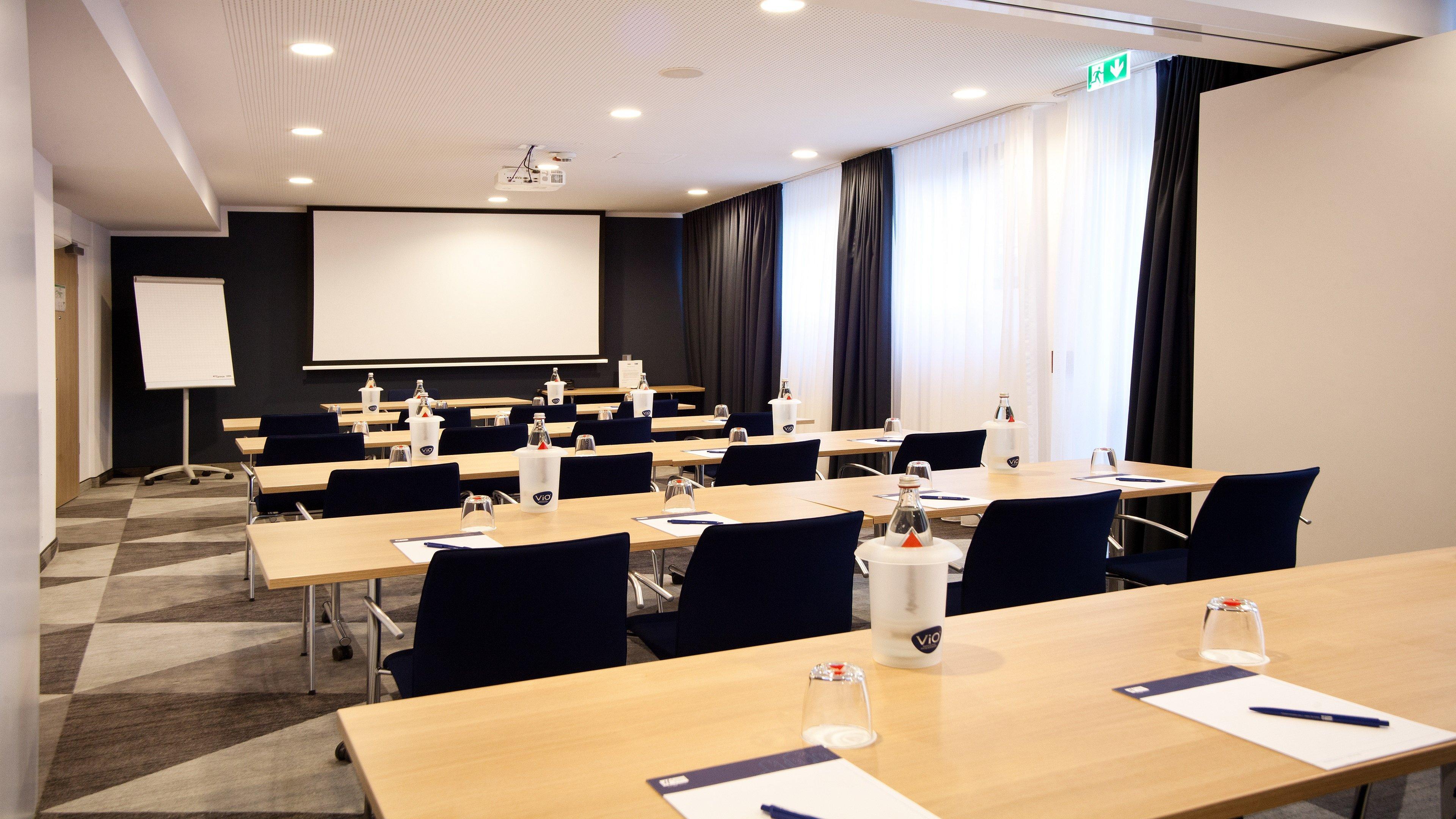 Holiday Inn Express - Saarbruecken By Ihg Exterior photo